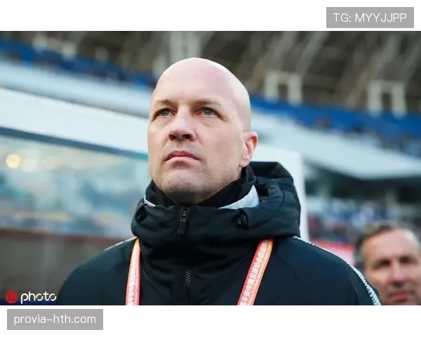 克鲁伊夫理念再诠释:重塑球队核心角色,重燃足球心脏与灵魂 克鲁伊夫理念再诠释:重塑球队核心角色,重燃足球心脏与灵魂