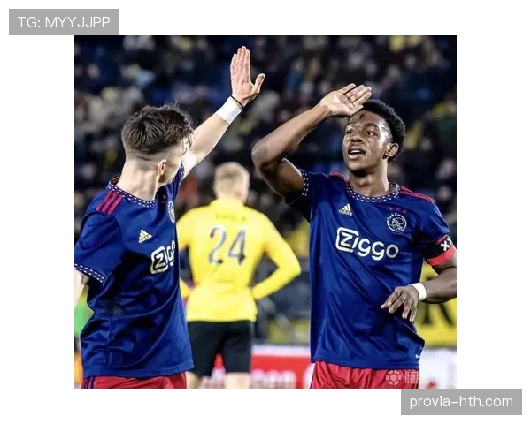 阿贾克斯青训再诞新星,未来可期引足坛关注